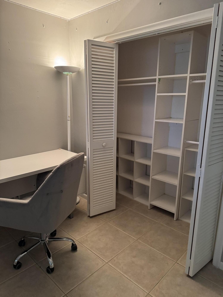 355 Se 7th Street - Photo 8