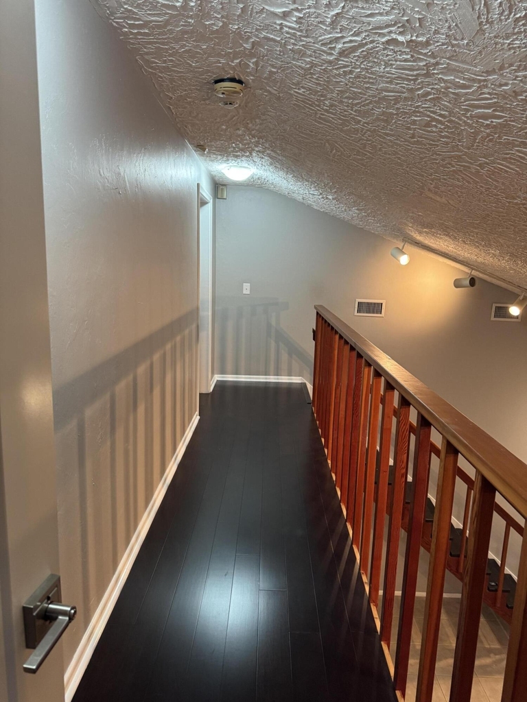 355 Se 7th Street - Photo 37