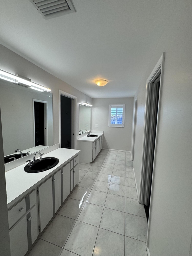 355 Se 7th Street - Photo 45