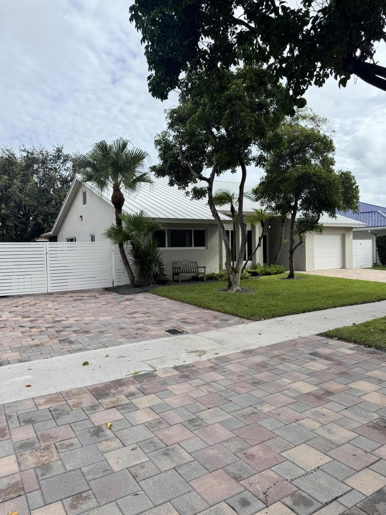 355 Se 7th Street - Photo 34