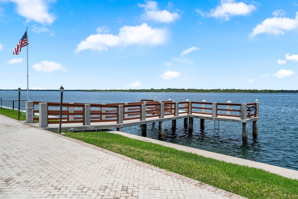 100 Paradise Harbour Boulevard - Photo 25