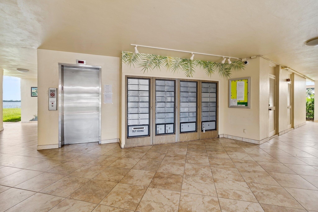 100 Paradise Harbour Boulevard - Photo 24