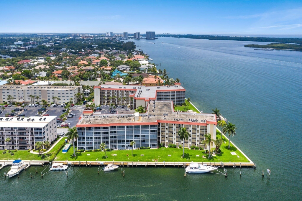 100 Paradise Harbour Boulevard - Photo 12