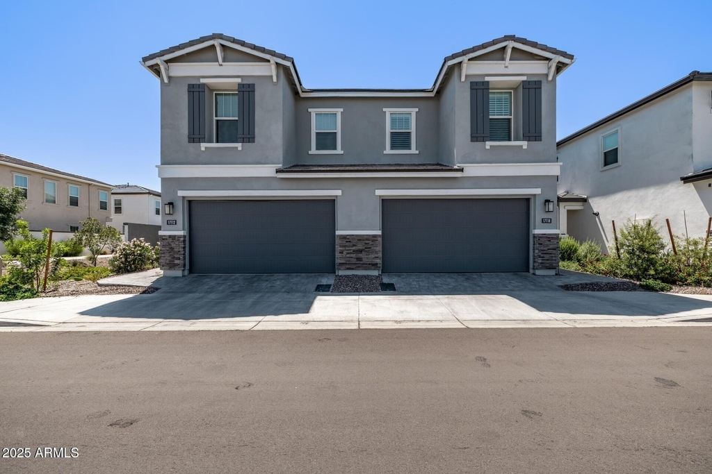 17118 N 50th Way - Photo 1