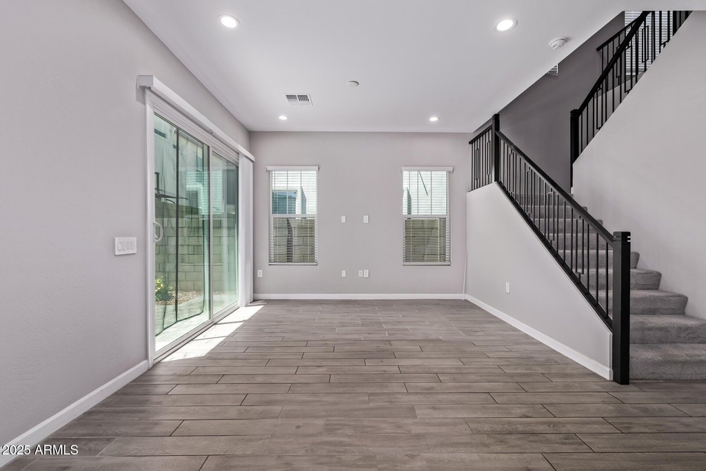 17118 N 50th Way - Photo 12