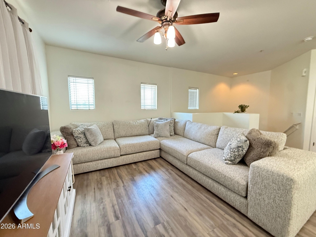 8115 W Lynwood Street - Photo 4