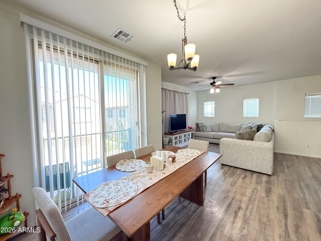 8115 W Lynwood Street - Photo 6