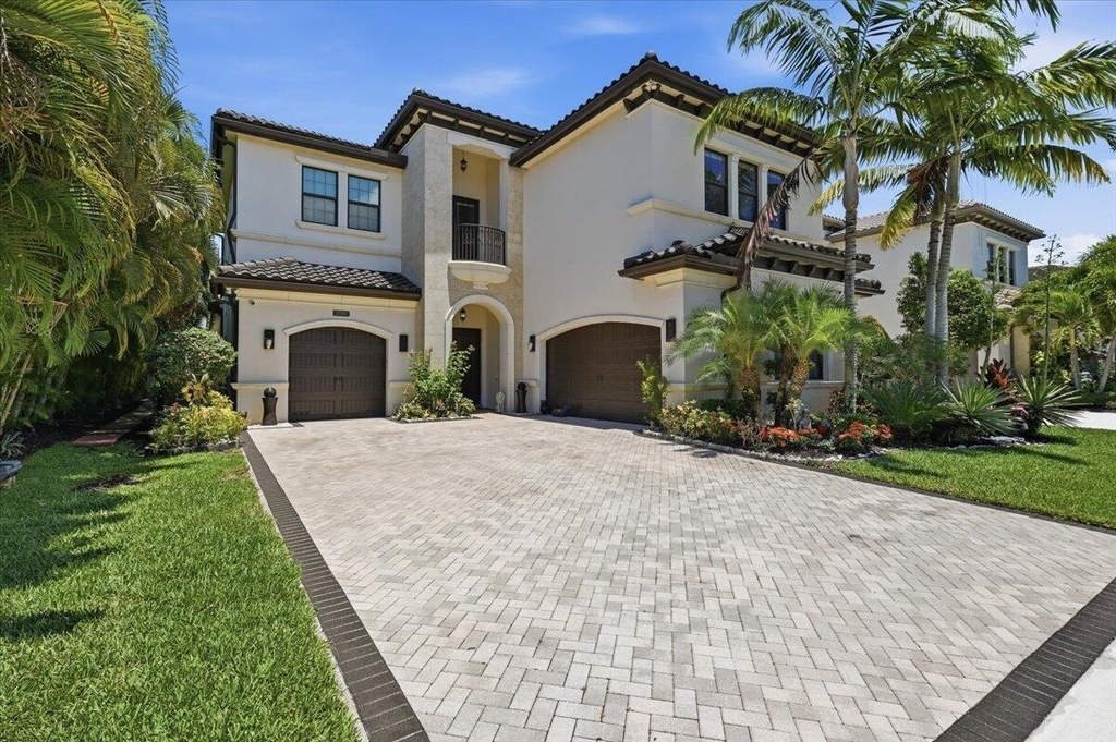 9769 Bozzano Drive - Photo 0