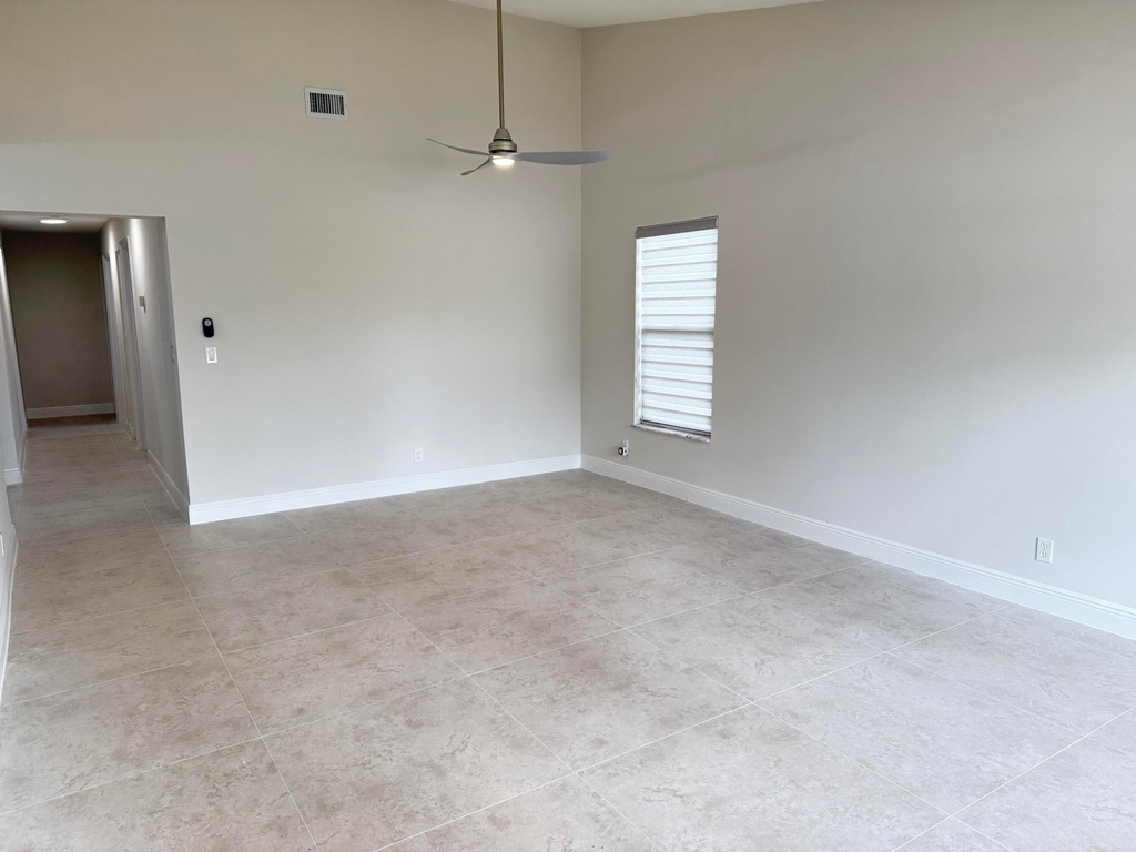 1065 Mulberry Place - Photo 3