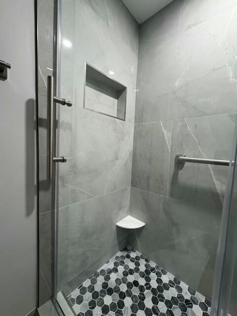 1064 Exeter D - Photo 12