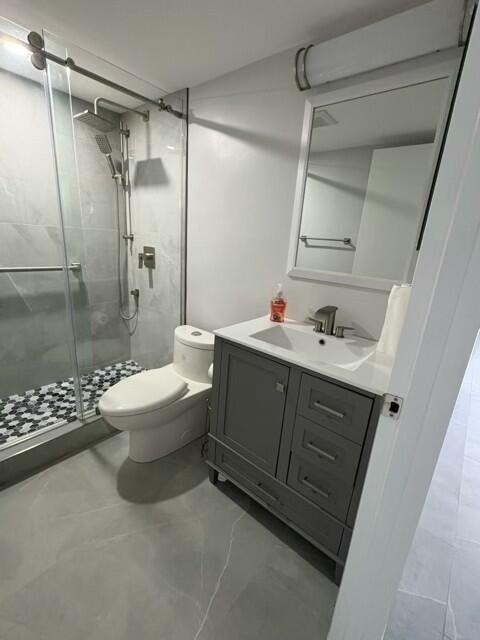 1064 Exeter D - Photo 11