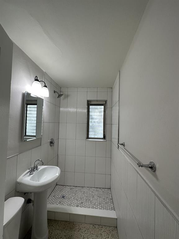1300 E Broward Boulevard - Photo 3