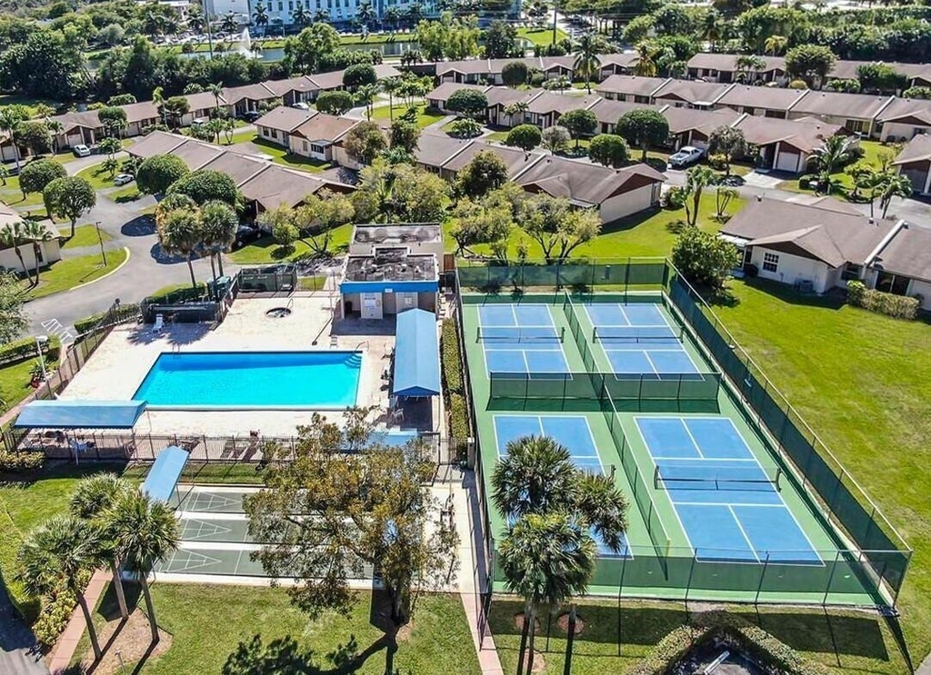 5130 Las Verdes Circle - Photo 40
