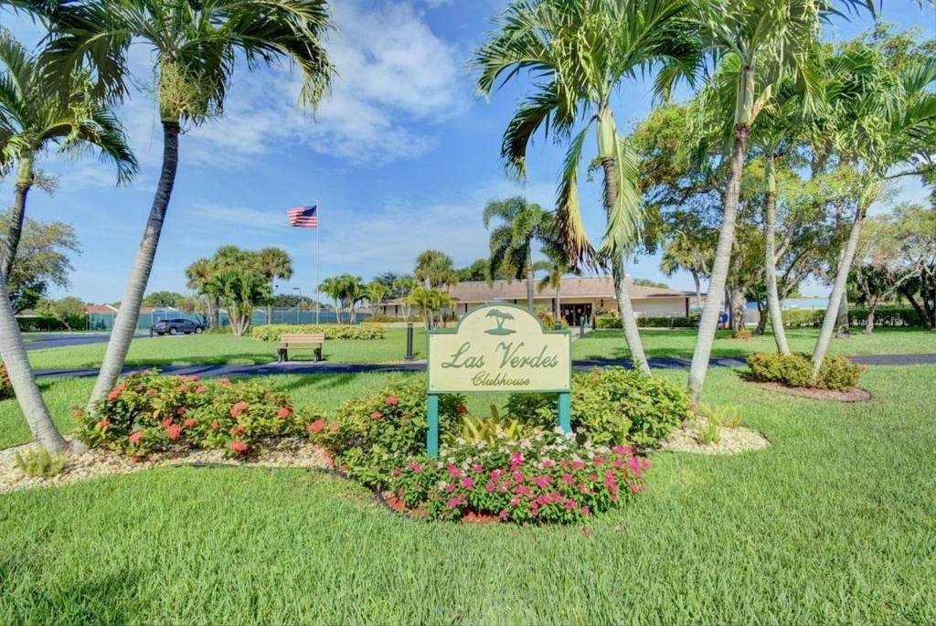 5130 Las Verdes Circle - Photo 29