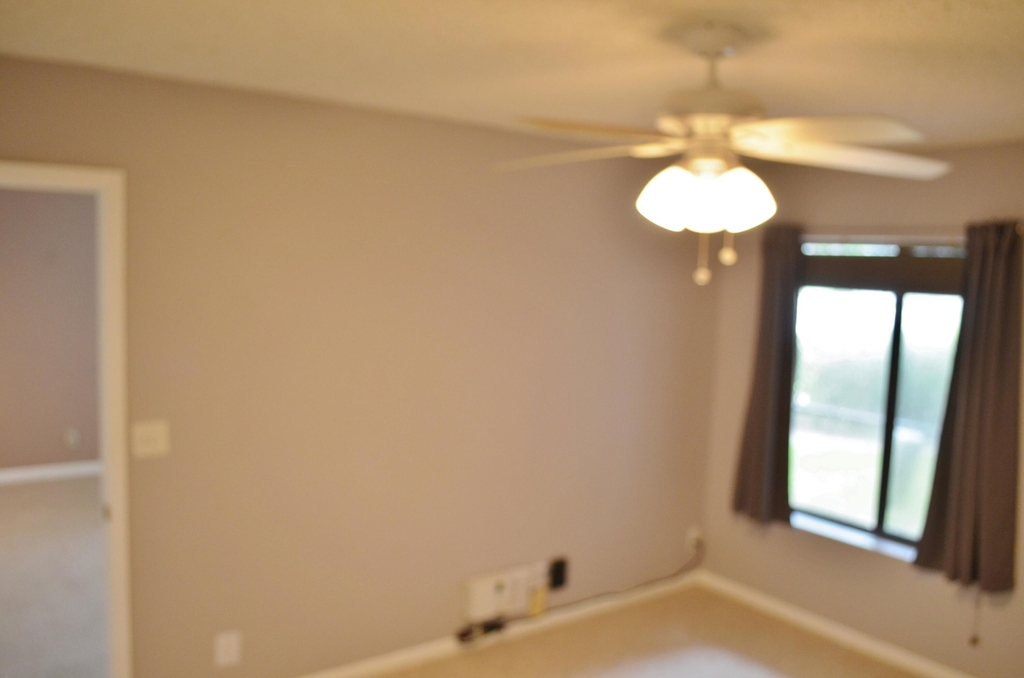 5130 Las Verdes Circle - Photo 5