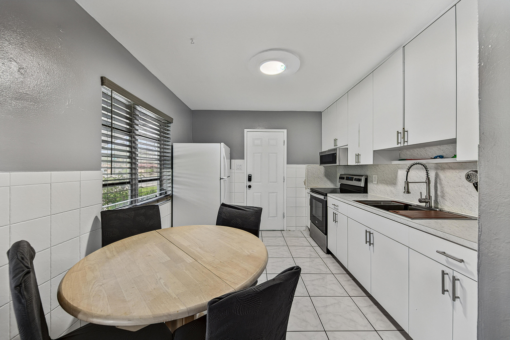 2312 Ne 4th Street - Photo 7