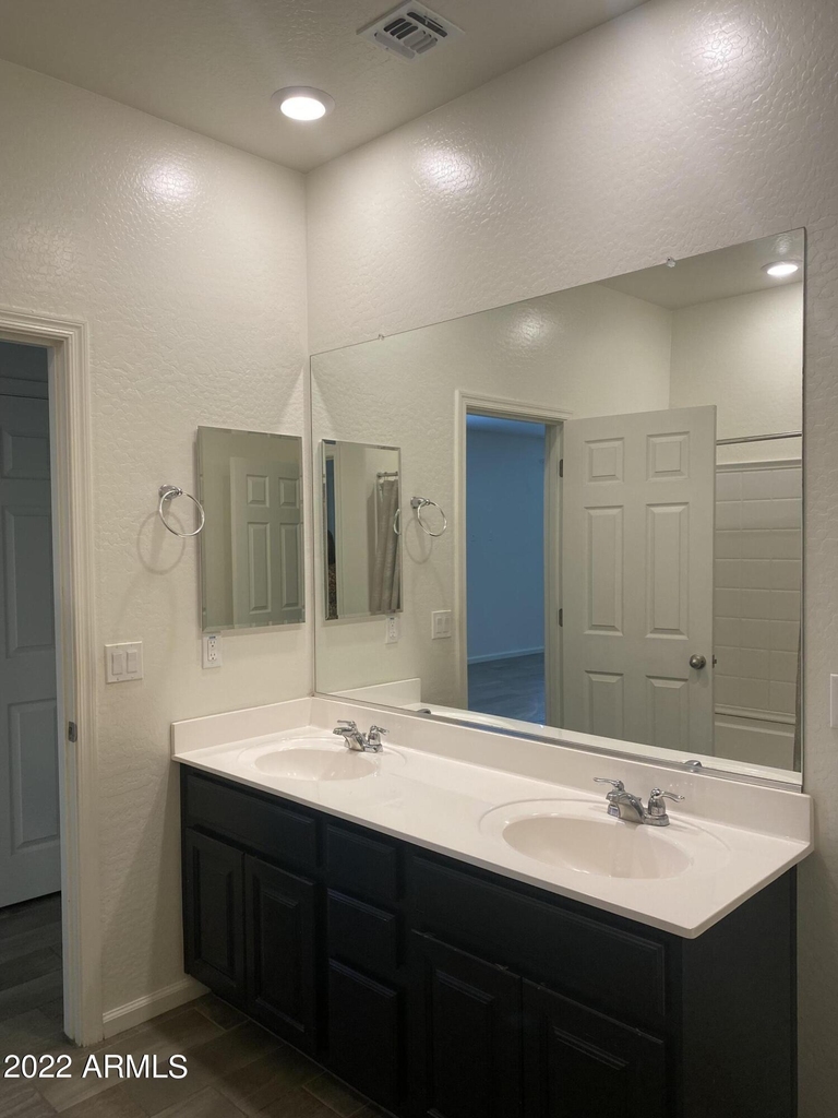25218 N 54th Drive - Photo 11