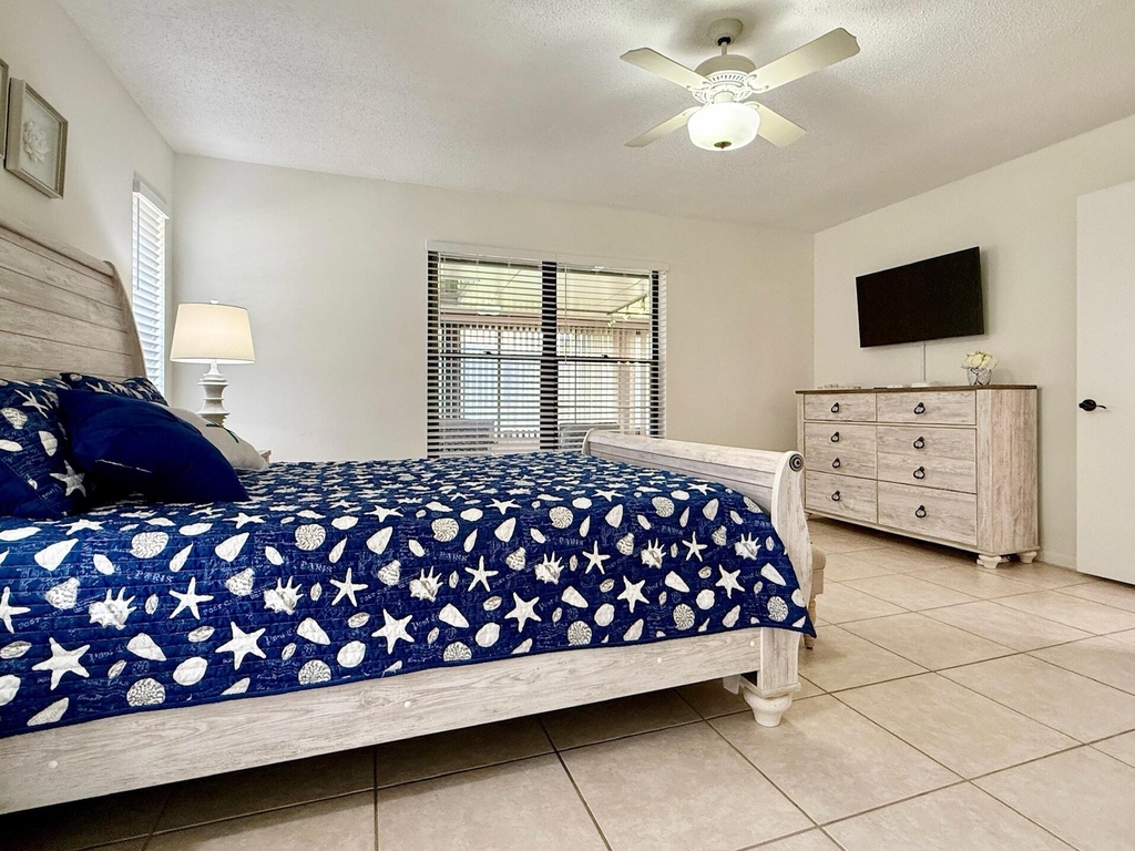 10938 Roebelini Palm Court - Photo 27