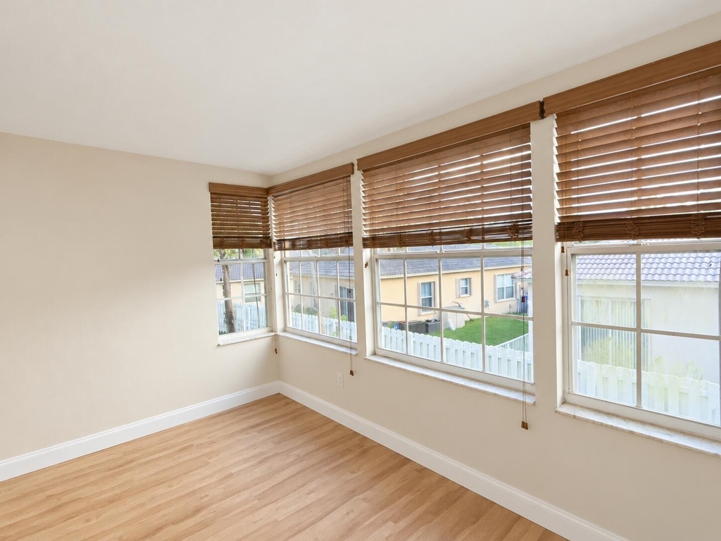 1505 Palm Beach Trace Drive - Photo 12