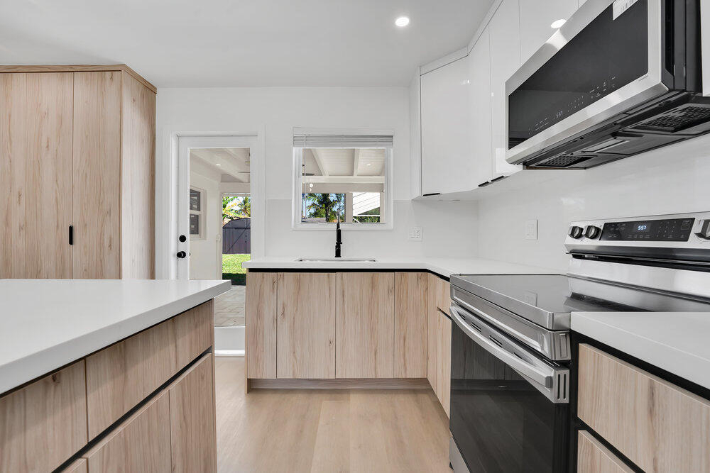 131 Se 4th Avenue - Photo 6