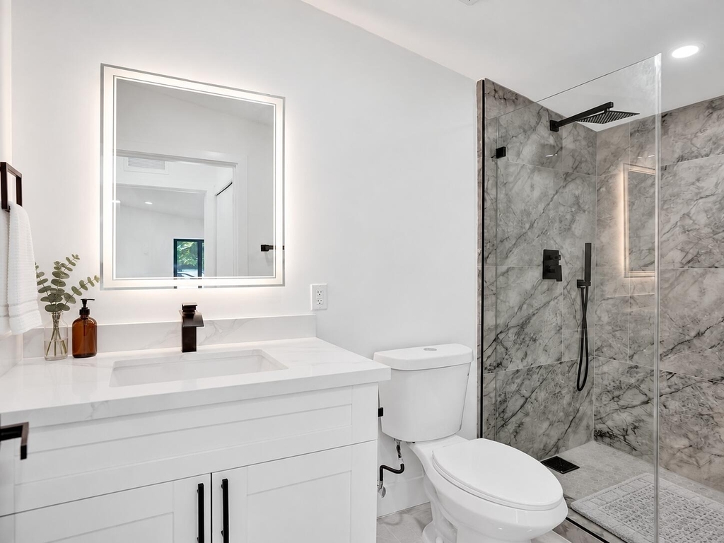 3234 Taft Street - Photo 8