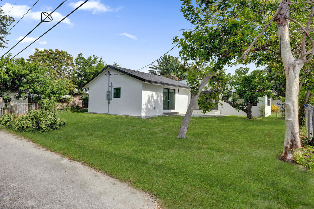 3234 Taft Street - Photo 57
