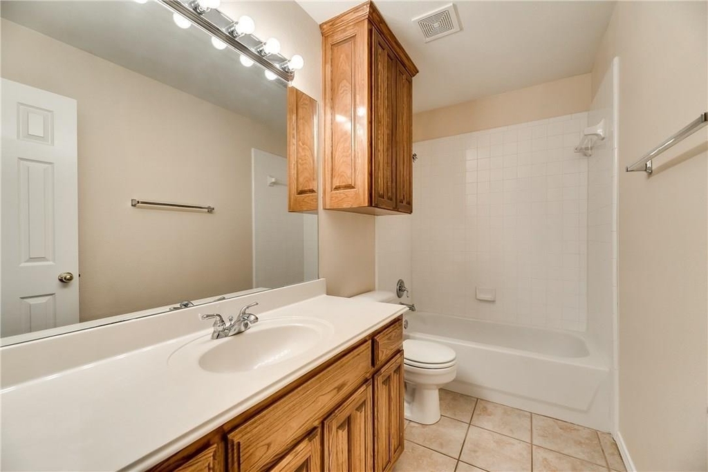 2609 Creekbend Drive - Photo 19