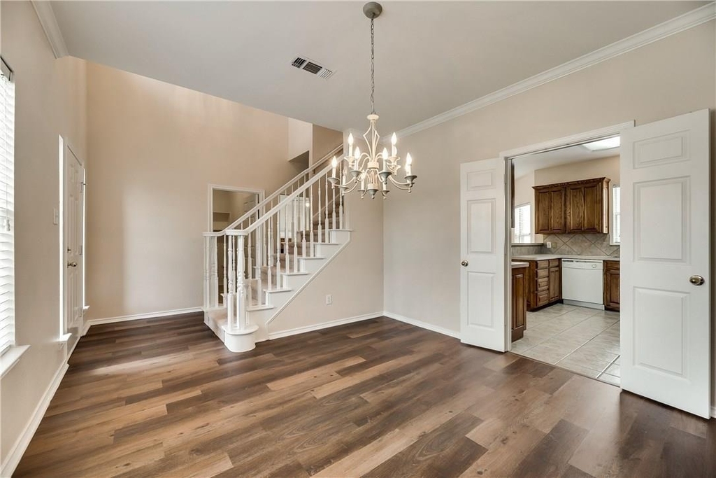 2609 Creekbend Drive - Photo 5
