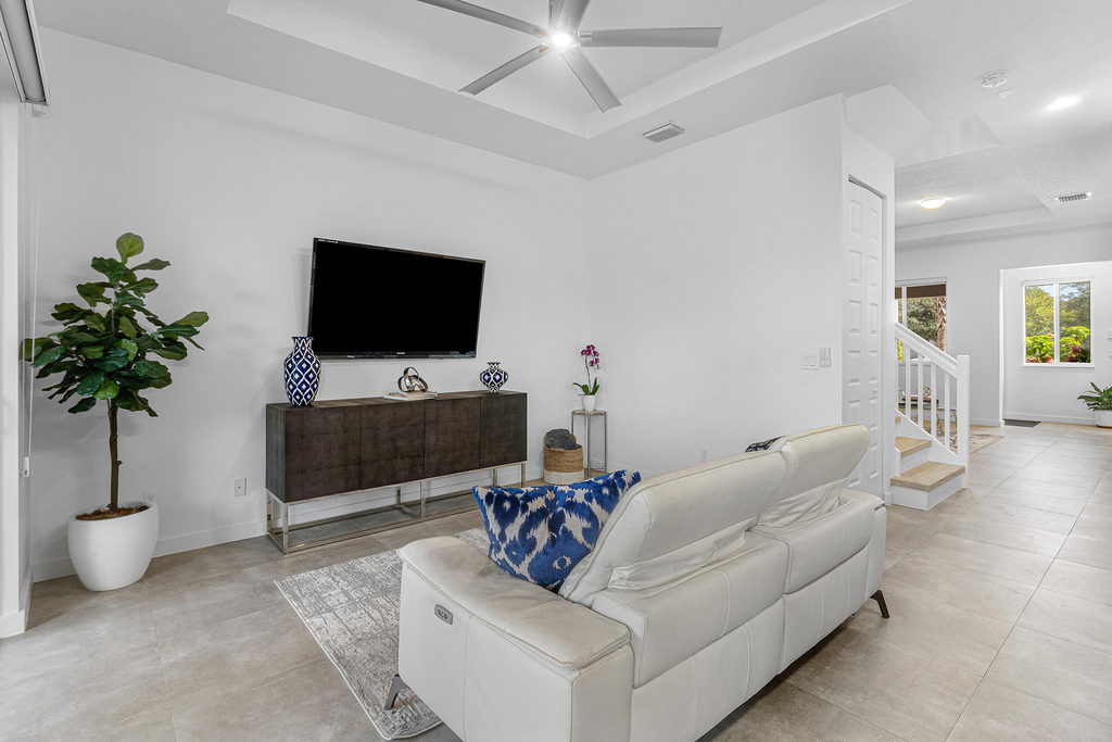 610 Pioneer Way - Photo 13