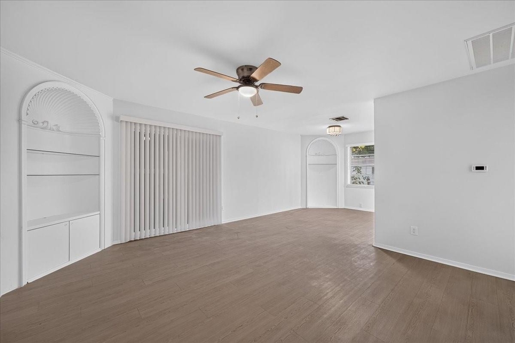 1919 Yucca Drive - Photo 10