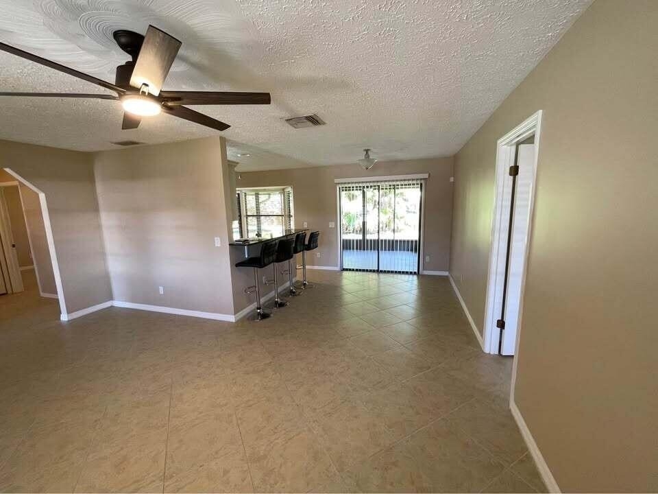 1315 Se Petunia Avenue - Photo 8