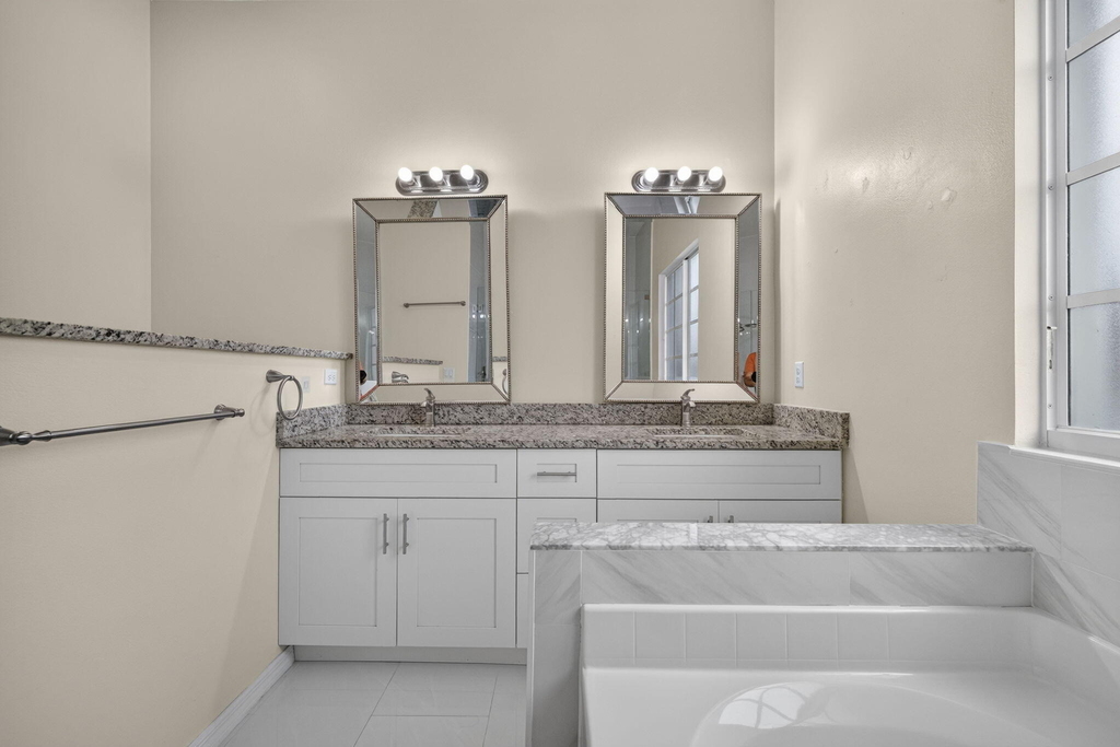 431 Sw Molloy Street - Photo 7