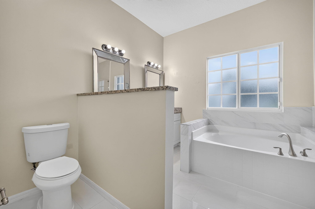 431 Sw Molloy Street - Photo 9