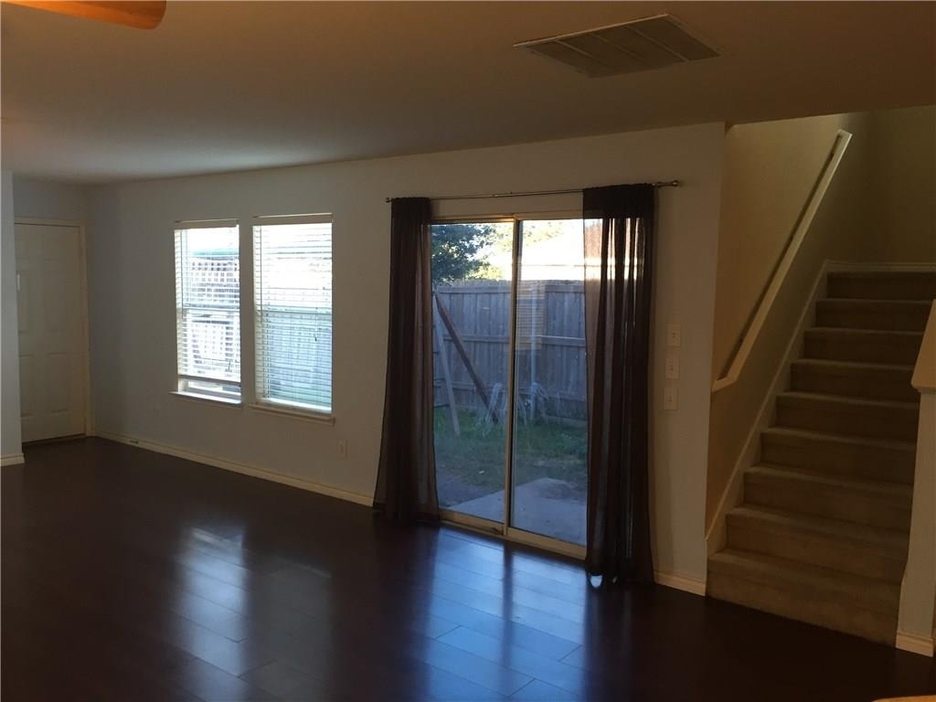 6908 Planters Row Drive - Photo 8