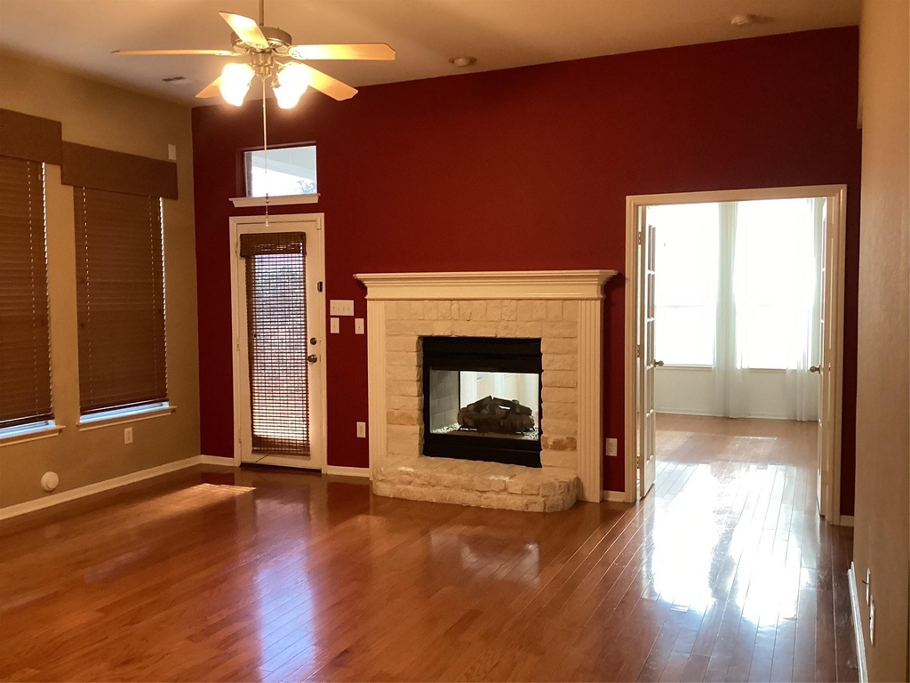 9120 Rose Court - Photo 4