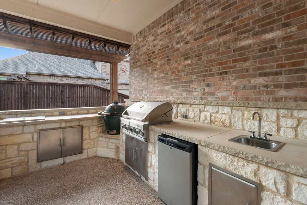 1516 Silverleaf Drive - Photo 32