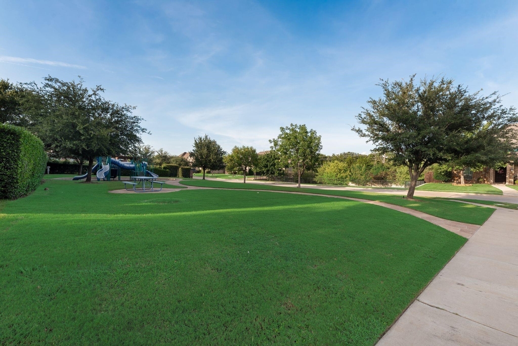1516 Silverleaf Drive - Photo 35