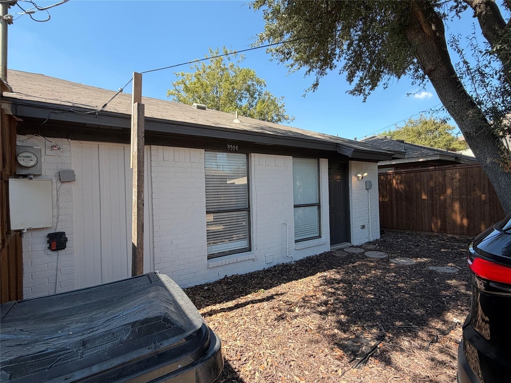 8504 Holly Street - Photo 2