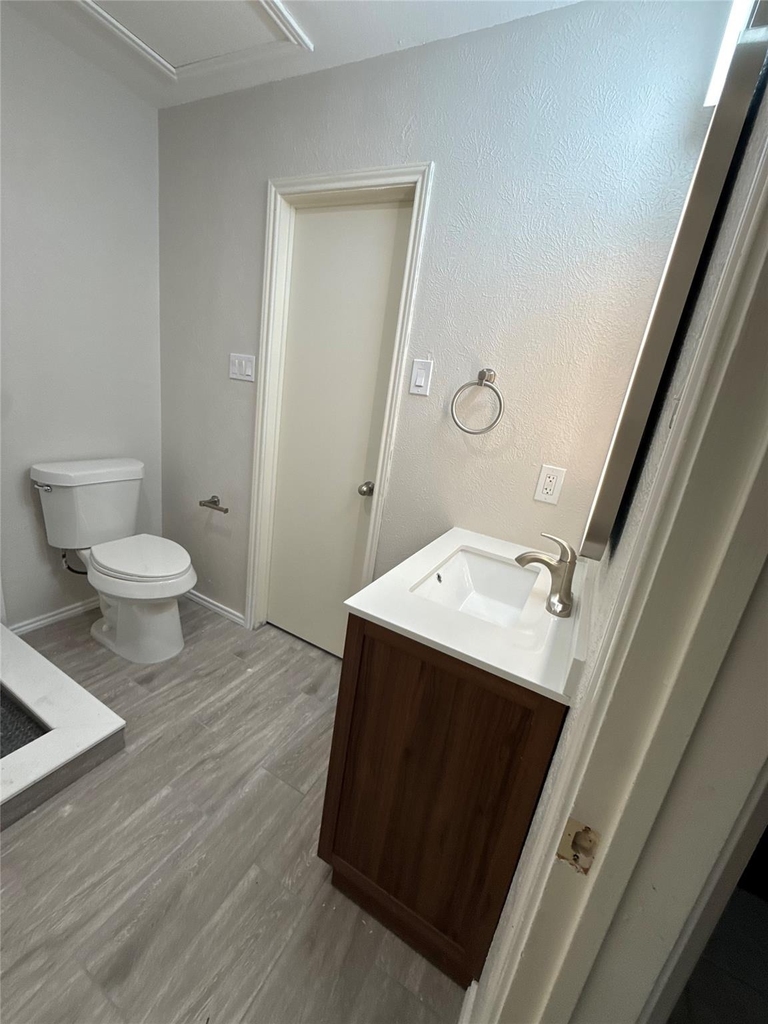 8504 Holly Street - Photo 3