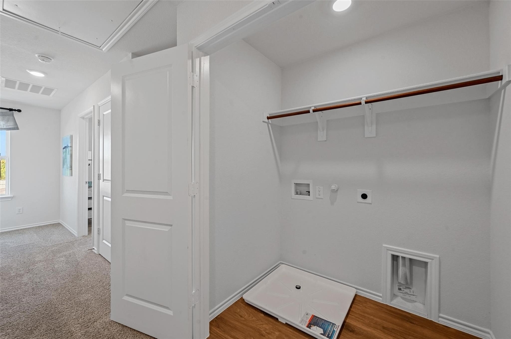 204 Tall Cedar Way - Photo 18