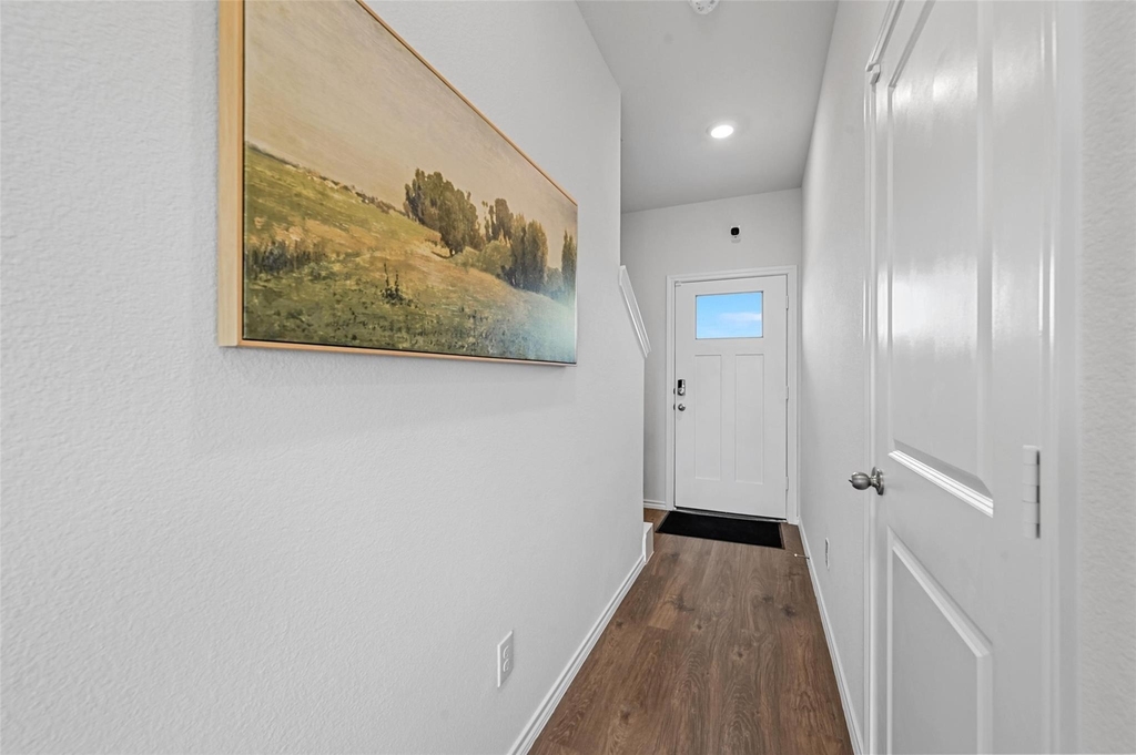 204 Tall Cedar Way - Photo 10