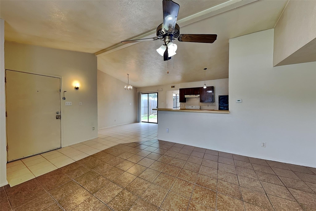 7313 Pineberry Road - Photo 3