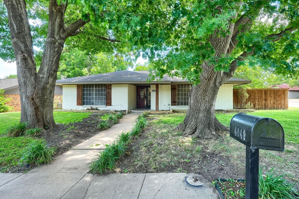 4049 Alicante Avenue - Photo 23