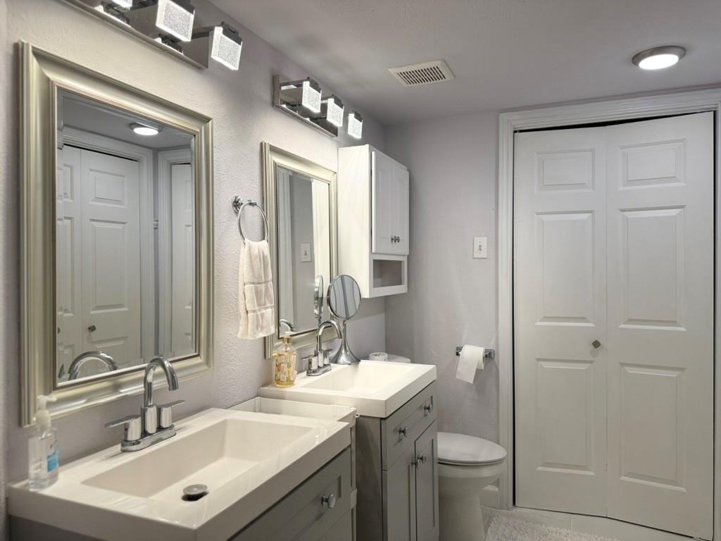 2835 Keller Springs Road - Photo 17