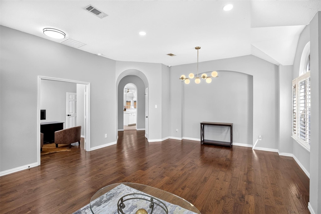 10908 Shadow Brook Lane - Photo 6