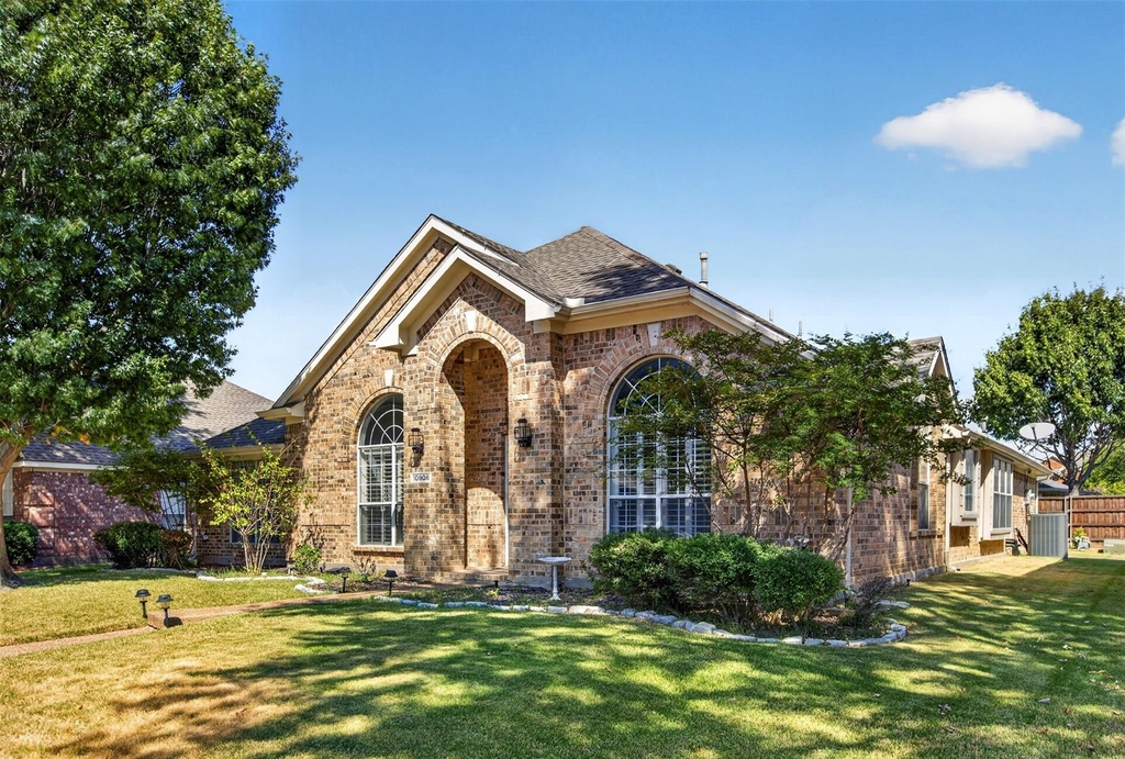 10908 Shadow Brook Lane - Photo 1