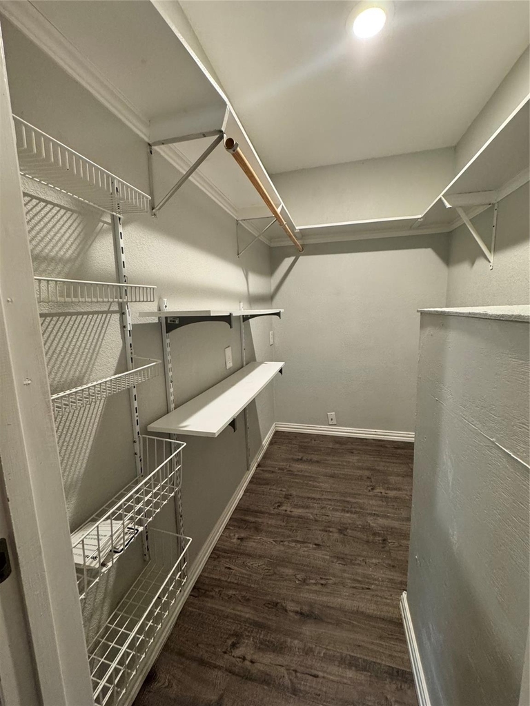 4225 Sue Court - Photo 6
