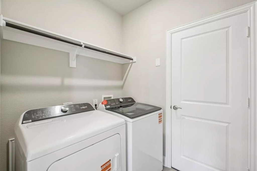 525 Blanton Street - Photo 22