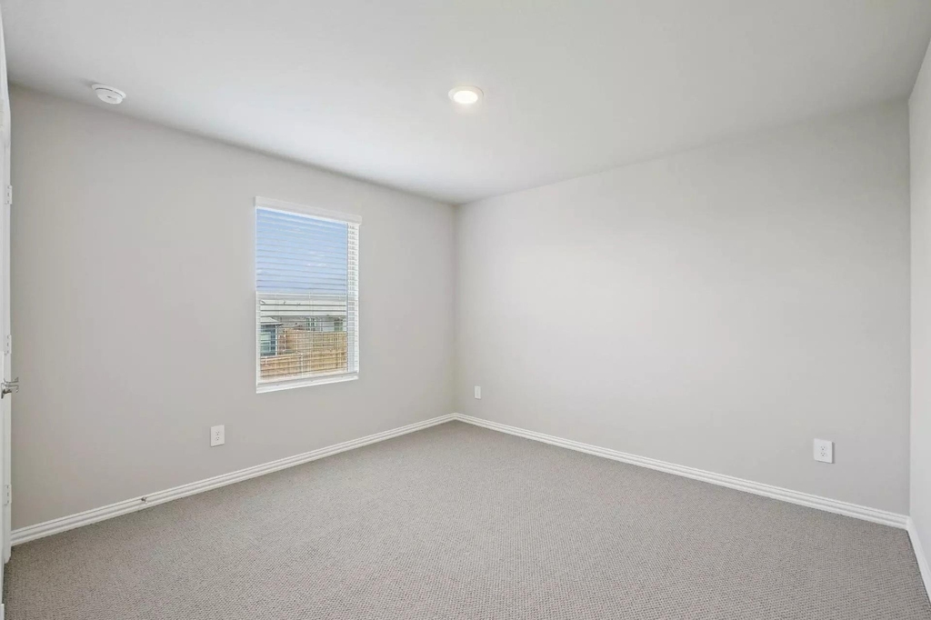 525 Blanton Street - Photo 34