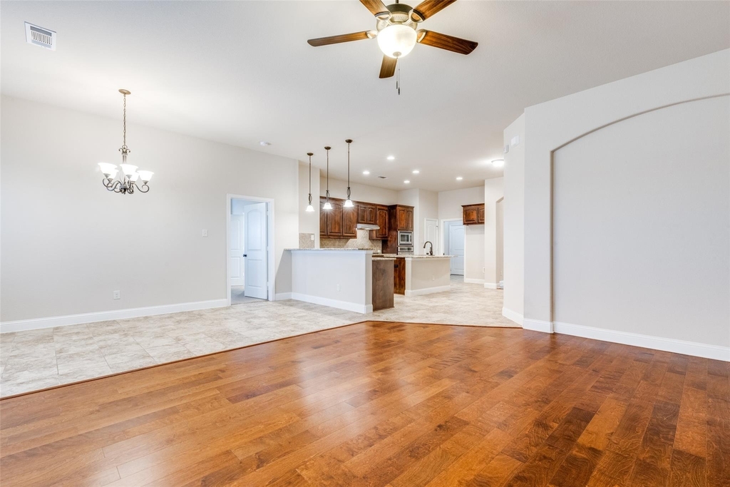 229 Dakota Drive - Photo 6